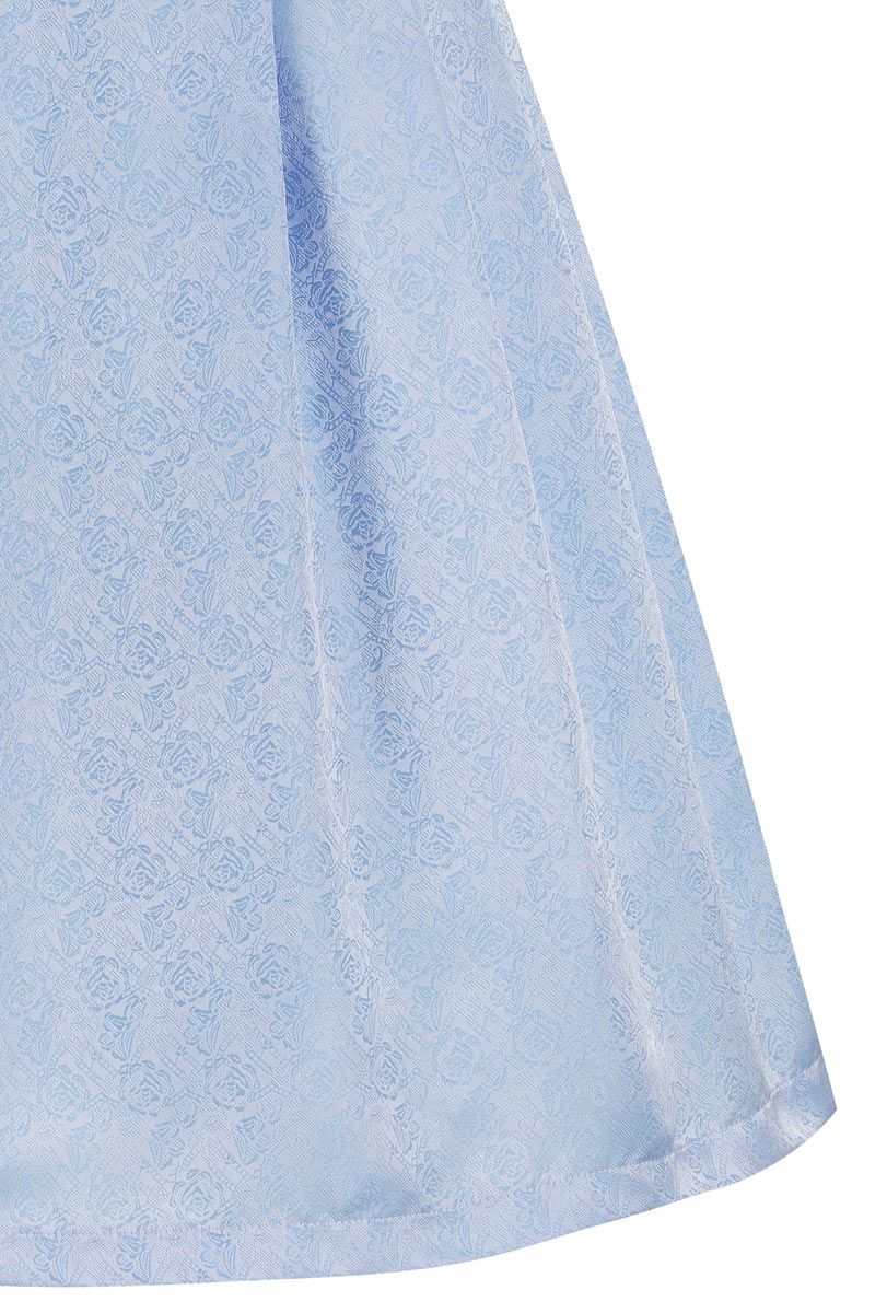 Hellblauer, geblümter Rock als traditionelles Trachten-Design von MOSER Trachten.