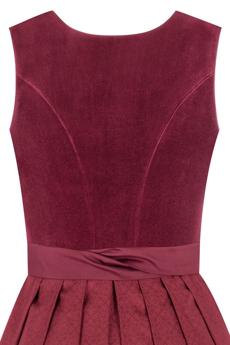 Elegantes bordeauxrotes Dirndl von MOSER Trachten mit taillierter Rückenpartie.