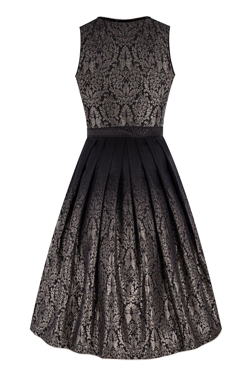 Elegantes schwarzes Dirndl mit reich verzierter Spitze von MOSER Trachten.
