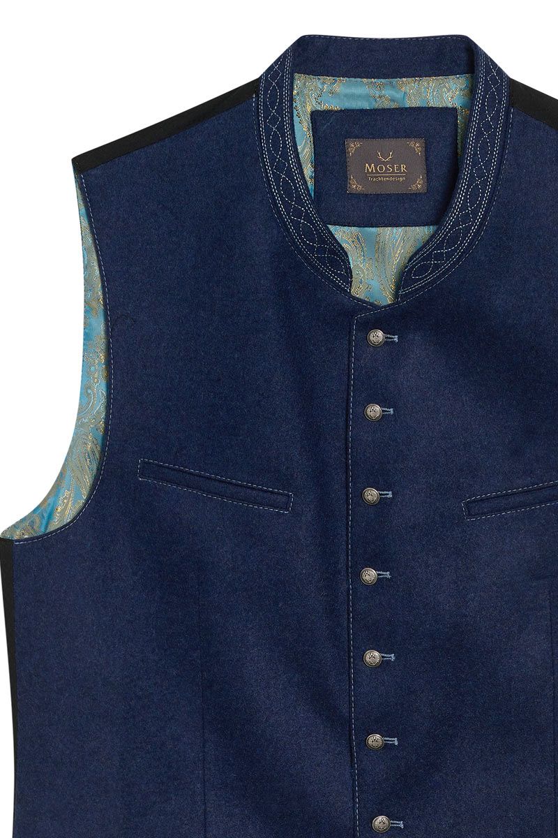Elegante blaue Herrenweste von MOSER Trachten mit feinem Knopfdetail und gemustertem Innenfutter.